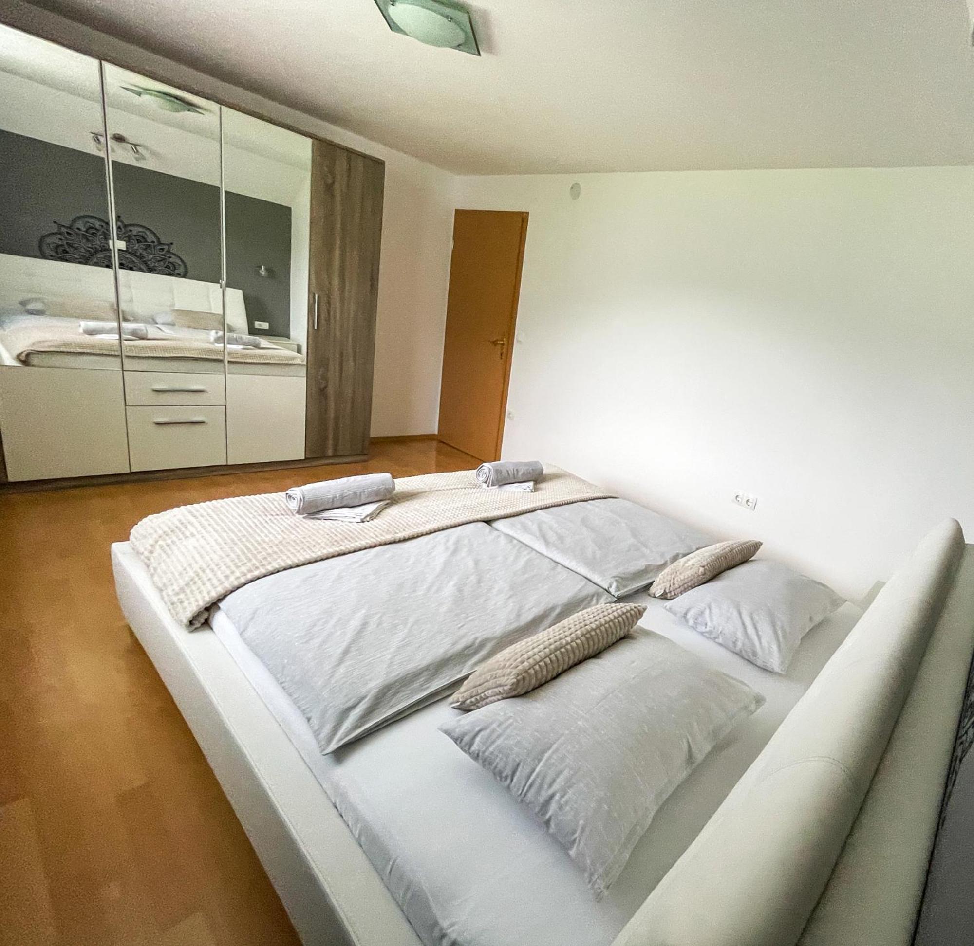 Apartment Landscape Згорнье-Горье Экстерьер фото